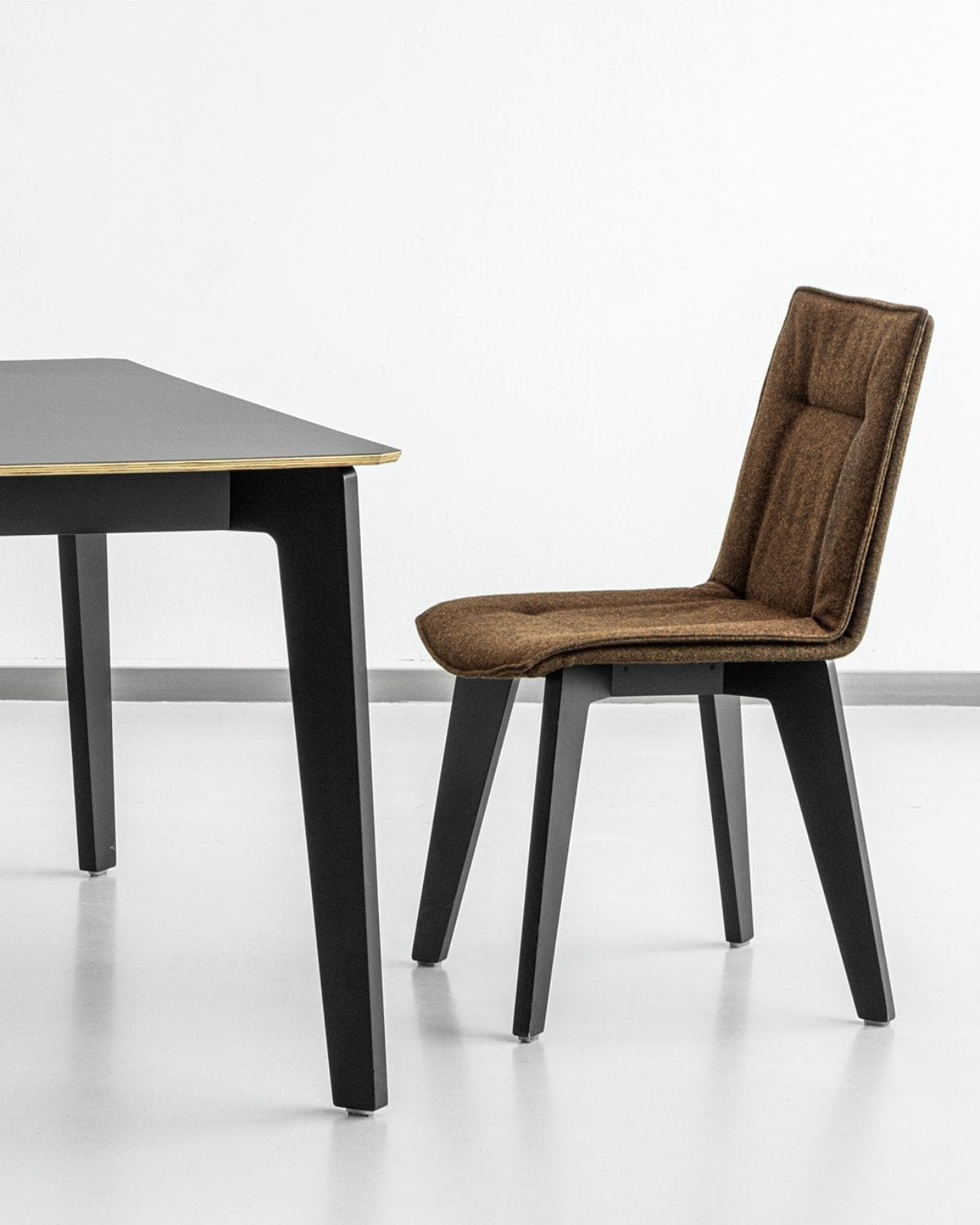 KRAK chairs