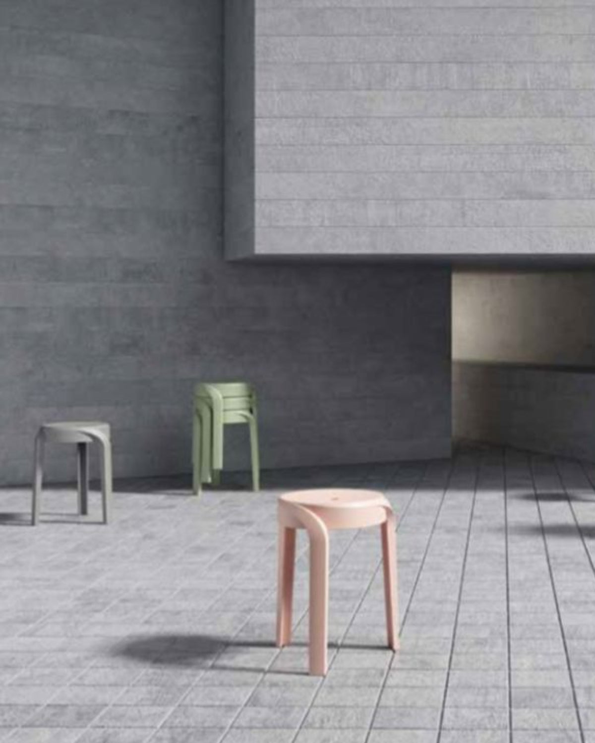 Ari Low Stool