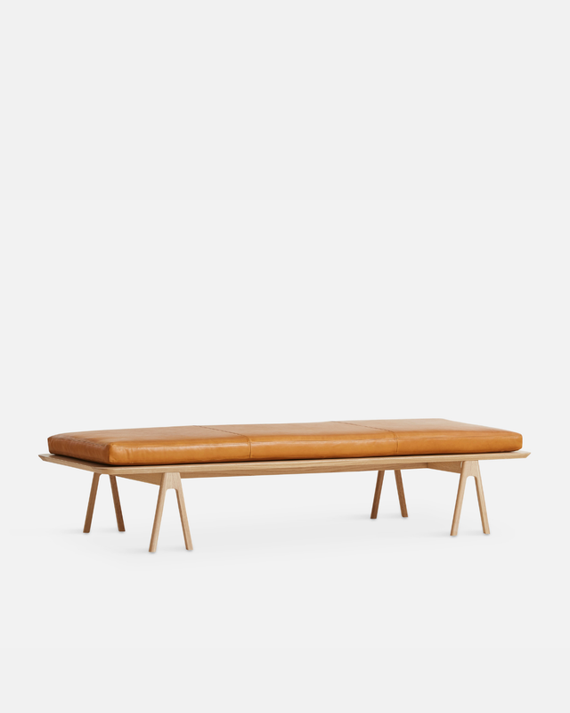 Level Daybed｜Cognac/Oak