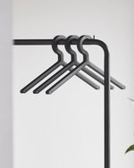 Illusion Hanger | Black