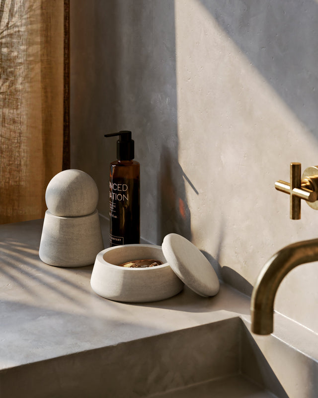 Serene Jar Low | Grey Sandstone