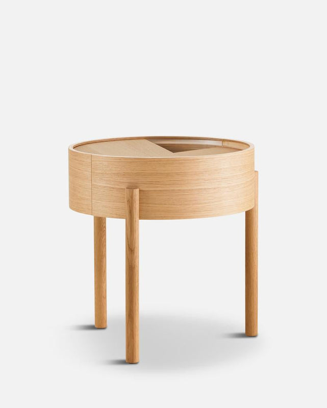 Arc Side Table (42 cm) in oiled oak with rotating lid and hidden storage – Scandinavian oak side table design