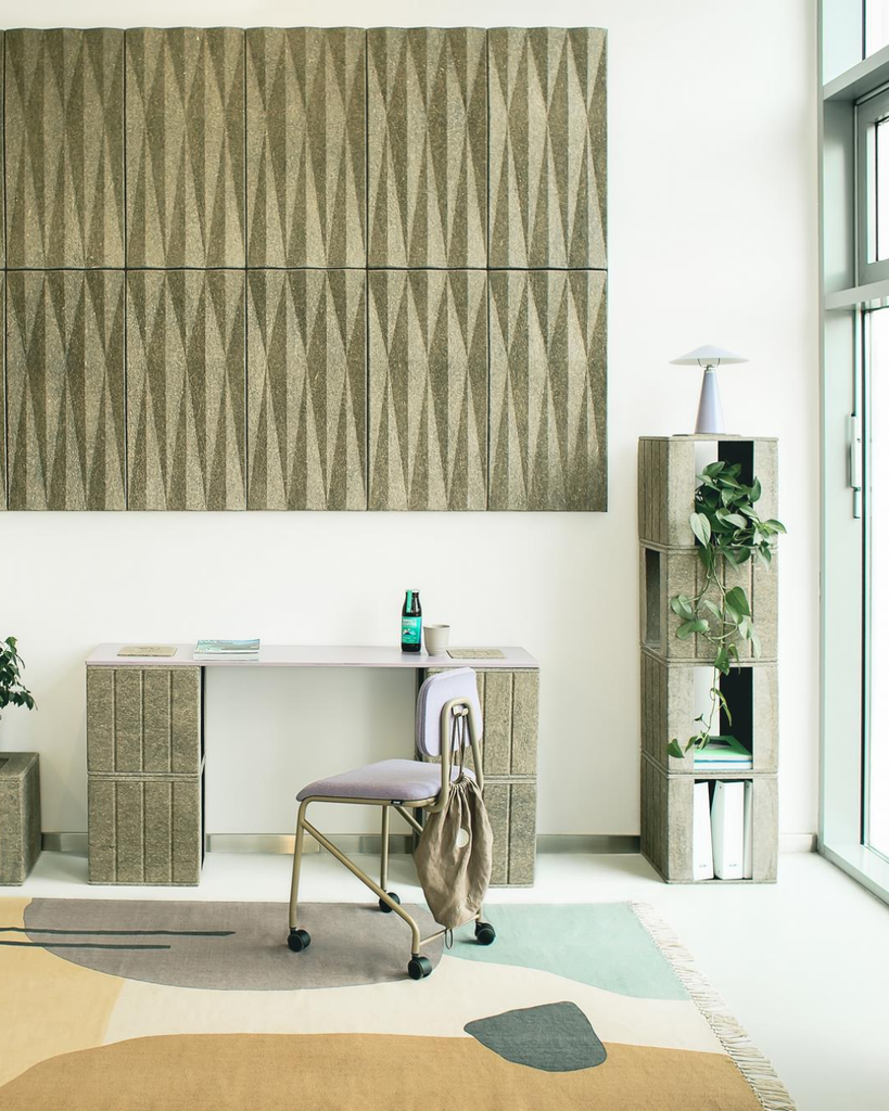CUBE desk – meinteriors