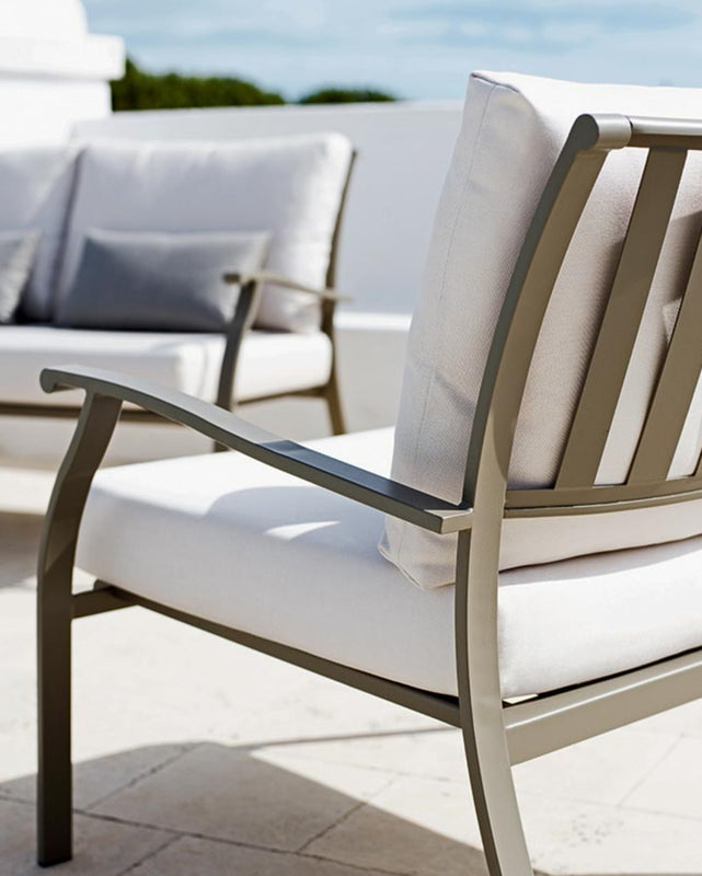Elisir Lounge Armchair
