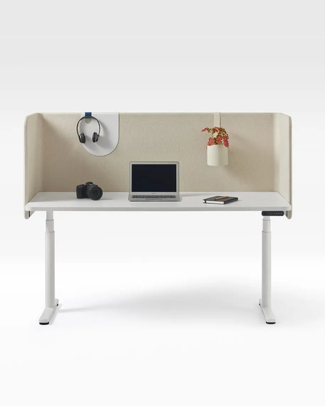 Ovation Desks