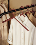 Illusion Hanger | Deep Red