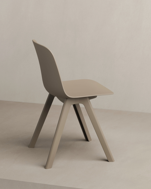 Loria Chair